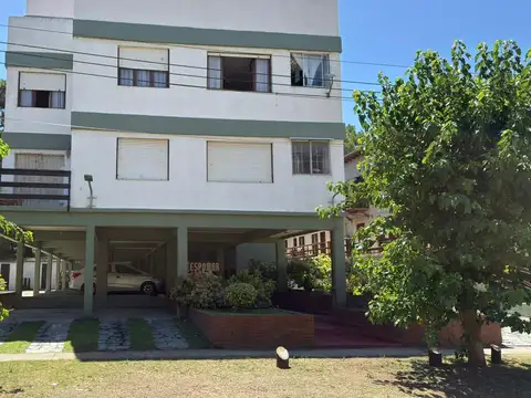 Departamento en venta en Sur con cochera