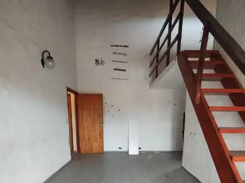 Depto Tipo Casa en Venta de 2 dormitorios