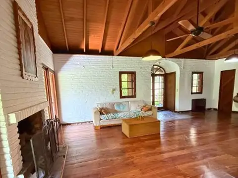 calle 131 5978 , Piso No definido