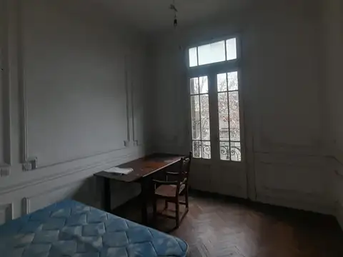 Depto Tipo Casa en Venta 110 años