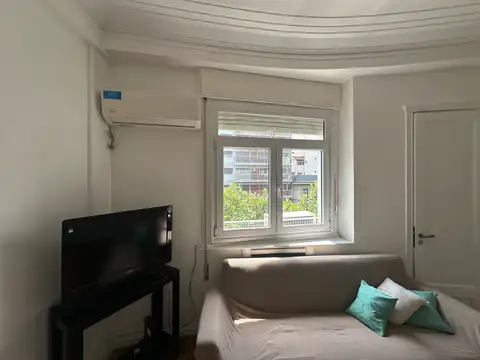 Av Pueyrredon al 1800