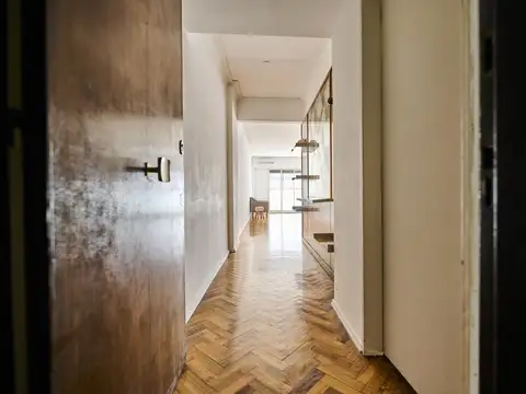 Avenida Corrientes  al 4500