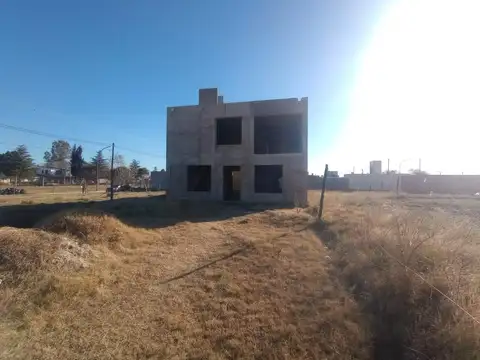 VENTA CASA  en CONSTRUCCION SOBRE TERRENO DE 200 mts2