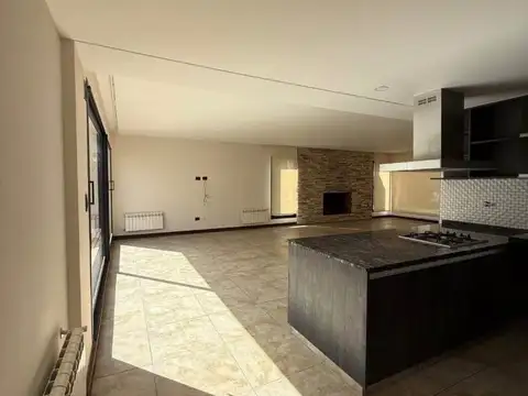 CASA 4 AMBIENTES EN RUMENCO