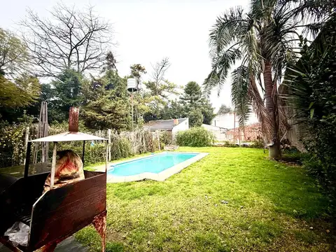 Casa 5 ambientes con 1 baño