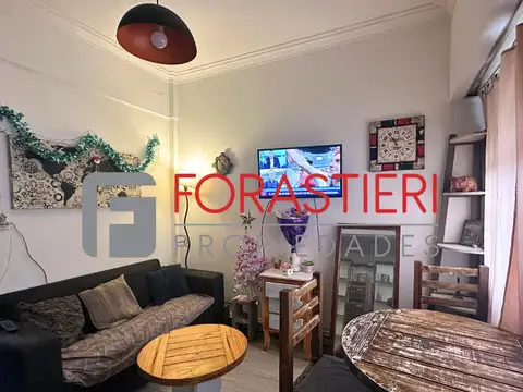 Carlos Casares  al 1300