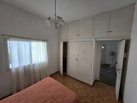 Depto Tipo Casa en Venta 60 años