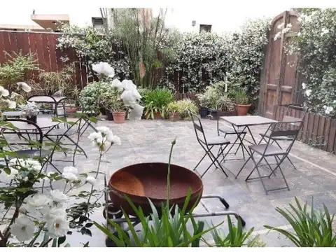 Casa 7 ambientes con 3 baños