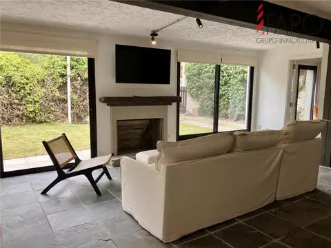 Casa en Alquiler de 3 dormitorios