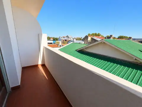 VENTA DEPART CENTRO MIRAMAR 3 AMBIENTES BALCON
