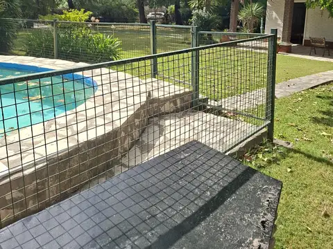 Casa en Venta con 6 cocheras