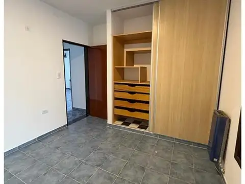 Casa en Alquiler con 1 cochera
