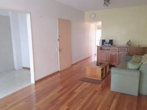 venta departamento 3 amb Villa Urquiza con balcon