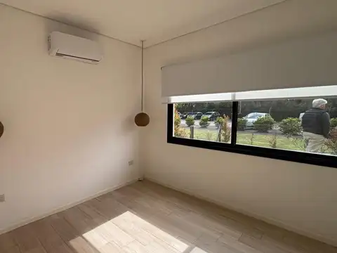 lindisimo departamento de 3 ambientes con jardin en alquiler