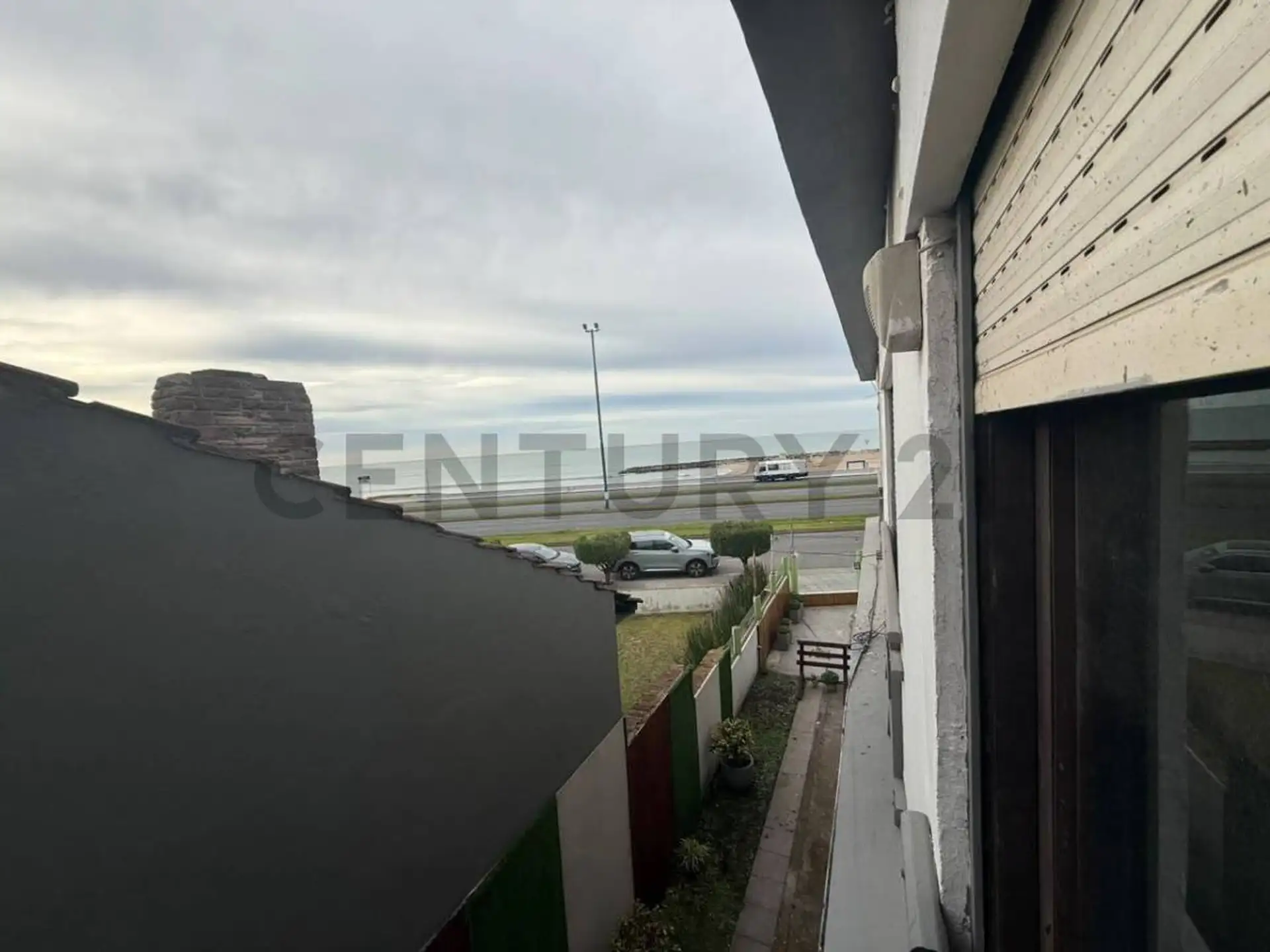 Depto 2 amb, 28m² con balcón francés y vista lateral al mar