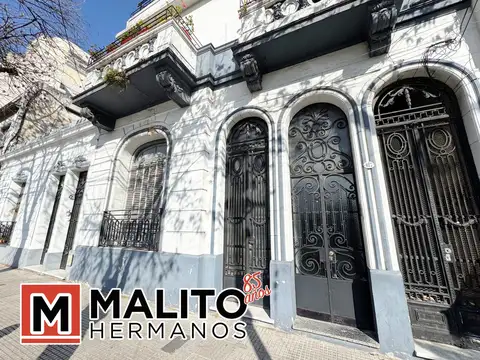 PH 5 AMBIENTES CON PATIO Y TERRAZA A REFACCIONAR