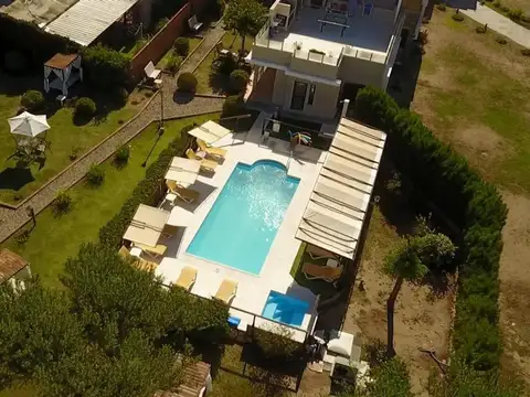 VENTA HOTEL 3 ESTRELLAS NONO CON RENTABILIDAD 