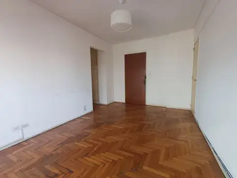 DEPARTAMENTO 3 AMBIENTES BALCON AL FRENTE