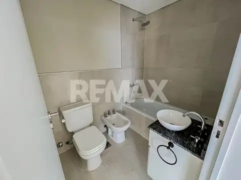 Departamento en Alquiler al Este