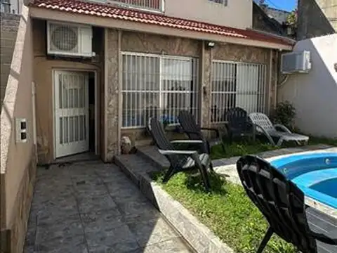 Casa en Venta con 1 cochera