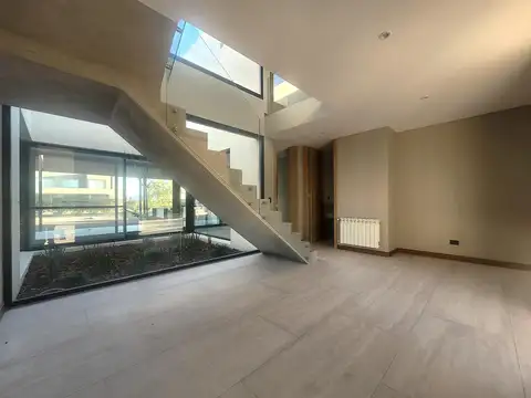 Casa en Venta en Vida, USD 690.000