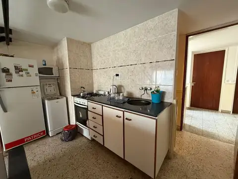 Doctor Eduardo Guillermo Viega 200