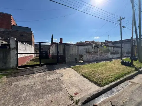 venta casa 4 ambientes loma hermosa