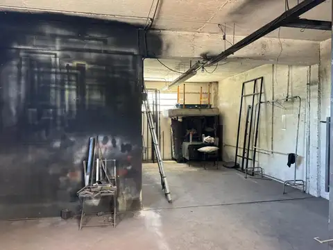 Depósito en Villa Martelli