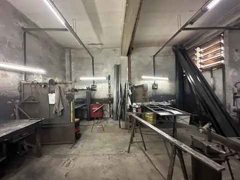 Depósito en Villa Martelli