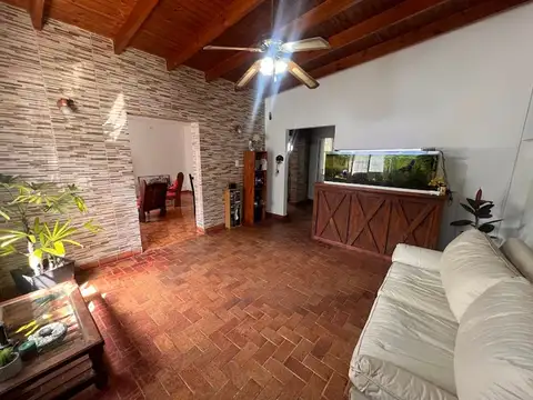 519 e/ 6 bis y 7 1100