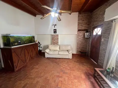 Depto Tipo Casa en Venta de 4 ambientes
