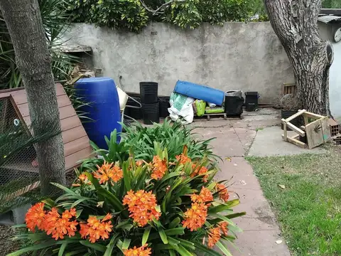 Casa - Venta - Argentina, Tres de Febrero - MITRE BARTOLOME - (SM) 517686