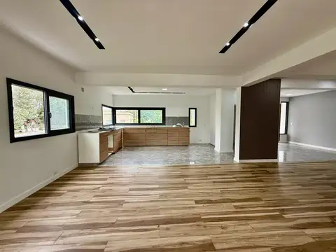 Casa nueva a estrenar en Altos de Manzanares Pilar