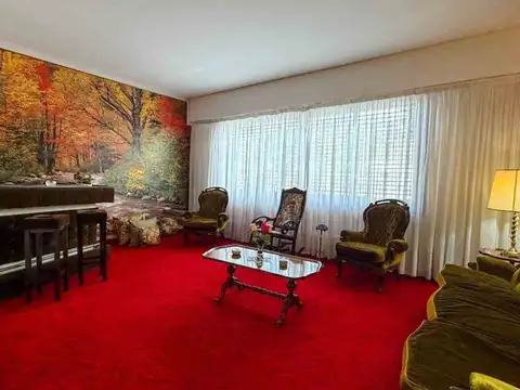 VENTA CASA 5 DORMITORIOS Y QUINCHO CENTRO COMODORO