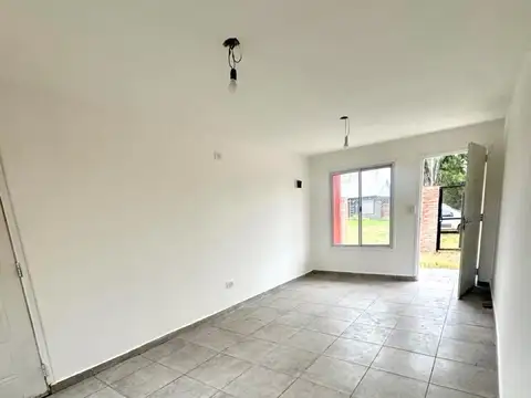 Casa en Alquiler en Roldan, $ 700.000