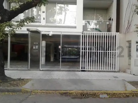 VENTA DE COCHERA DESCUBIERTA EN SAN ISIDRO