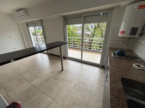 Departamento en Alquiler con 1 cochera