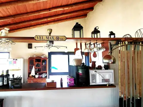 Casa 3 ambientes con 1 baño