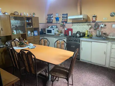 Depto Tipo Casa en Venta en Parque San Martín, USD 70.000