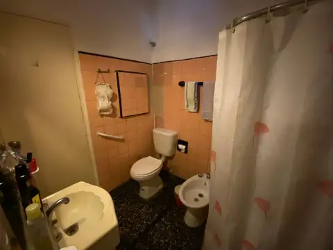 Depto Tipo Casa en Venta 46 años
