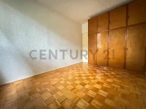 VENTA DEPARTAMENTO 3 AMBIENTES CIUDAD JARDIN PLANTA BAJA