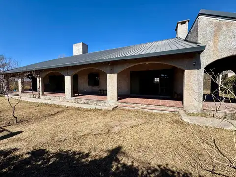 CASA EN VENTA A TERMINAR, GUAYMALLÉN, MENDOZA