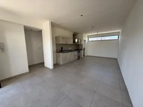 Departamento en Alquiler en Ramos Mejia, $ 1.400.000