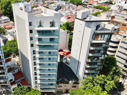 VILLA LURO. RAMON FALCON 5840. PISO 3 AMBIENTES FRENTE BALCON .