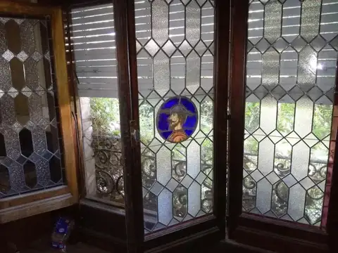 Av de Los Incas al 3200