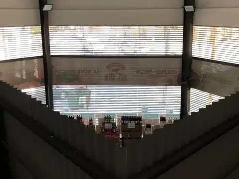 Local en Venta en Villa Gobernador Galvez, USD 550.000