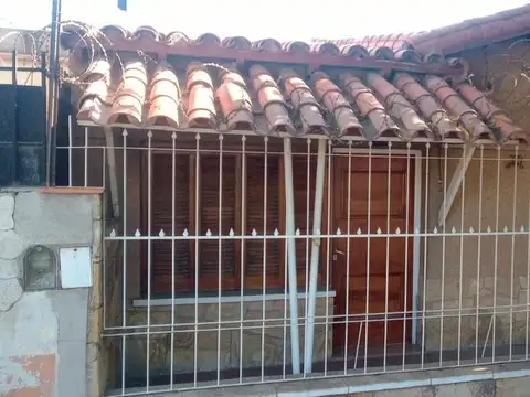 Casa en Venta en Godoy Cruz, USD 70.000
