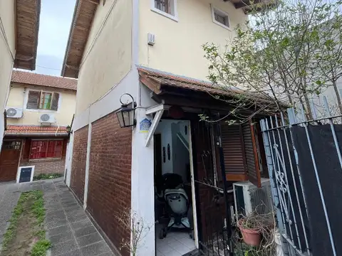 EXCELENTE DUPLEX 2 AMBIENTES CON PATIO Y PARRILLA