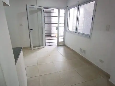 Depto Tipo Casa 3 ambientes con 1 baño