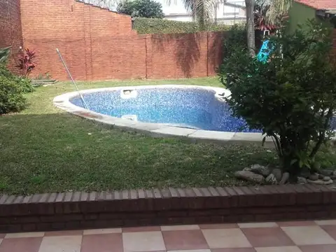 Casa en Venta en Haedo, USD 310.000